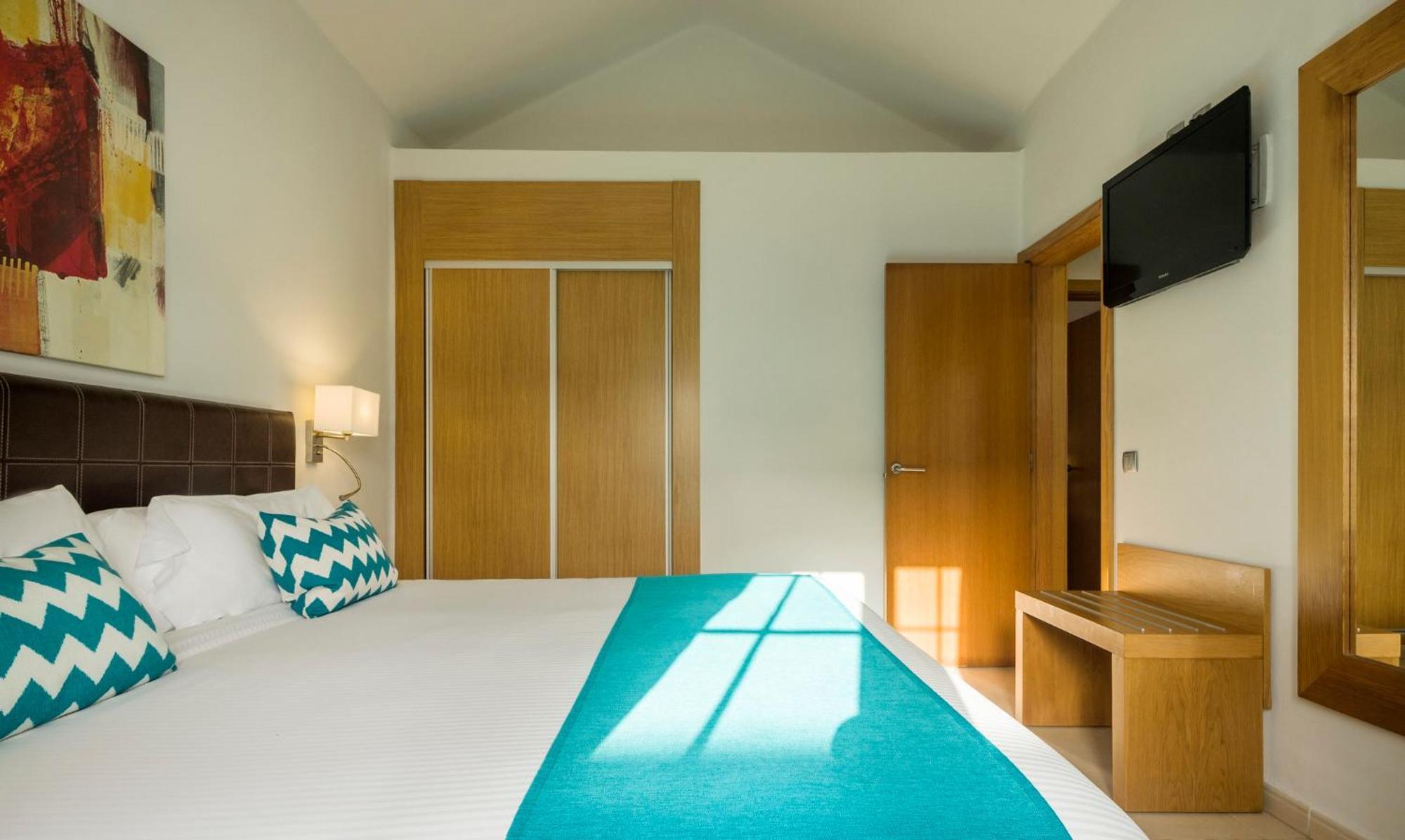 Aparthotel Ilunion Costa Sal Lanzarote Puerto del Carmen  Zimmer foto