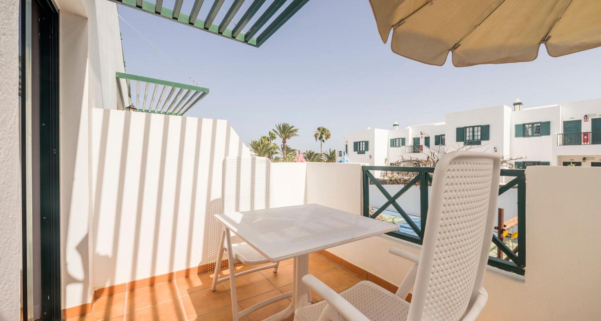 Aparthotel Ilunion Costa Sal Lanzarote Puerto del Carmen  Zimmer foto